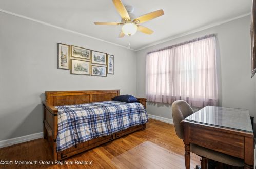 44 Belshaw Ave, Tinton Falls NJ 07724-2939 exterior