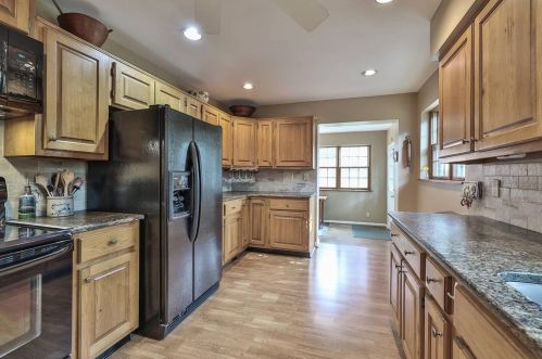 3712 Center St, Cincinnati OH  45227-4411 exterior