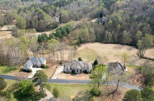 181 Granny Smith Cir, Clarkesville, GA 30523-1372