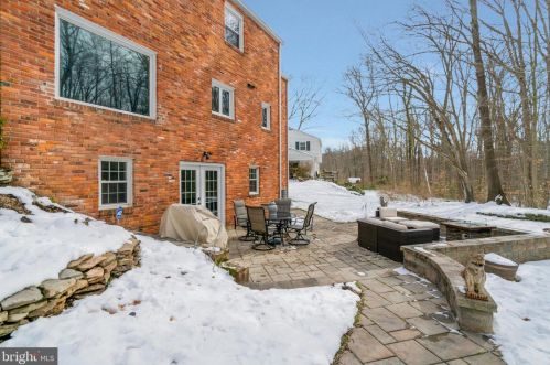 7619 Highland St, Springfield VA  22150-3934 exterior