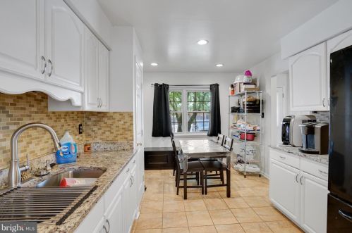 3505 Crag Mews, Woodbridge VA  22193-5314 exterior