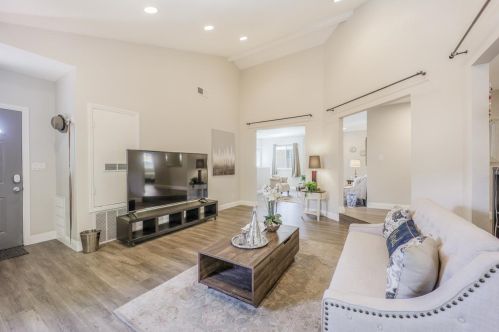 24494 Leona Dr, Hayward, CA 94542-1044