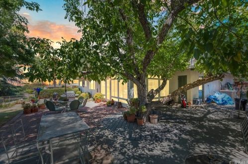 35595 Rancho Rd, Yucaipa, CA 92399-3947