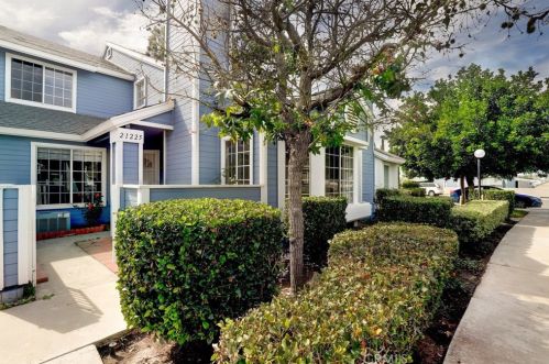 21225 Cottonwood Ln, Walnut, CA 91789-3332