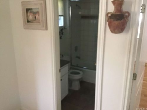 12 Las Flores Dr, Chula Vista CA  91910-1960 exterior