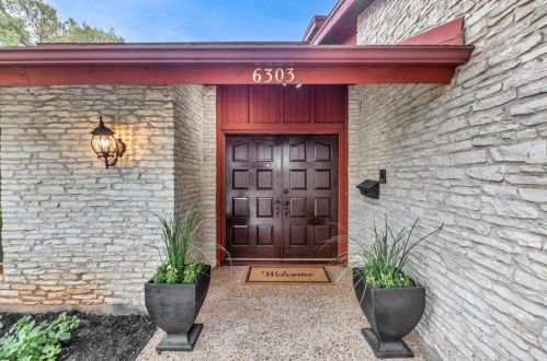 6303 Cat Mtn Cv, Austin TX  78731-3502 exterior