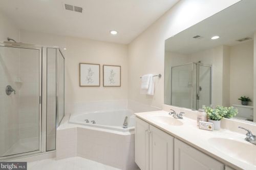 8527 2 Ave, Silver Spring MD 20910-2151 exterior