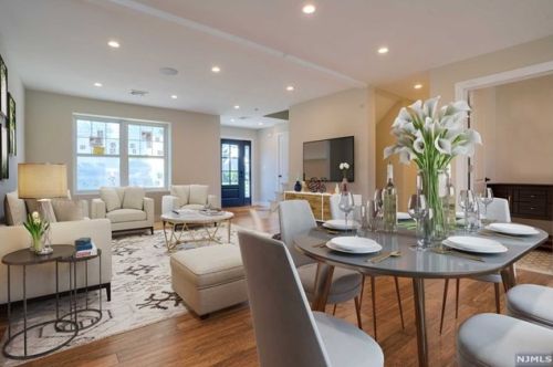226 Linden Pl, N Milford, NJ 07646-3002