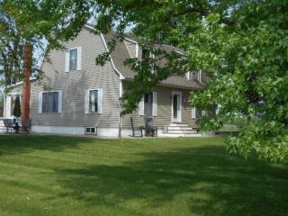 1387 County Road 241, Armstrong, MO 65230-9406
