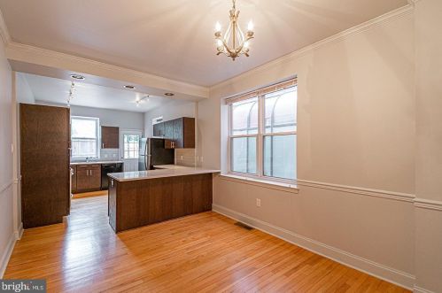 2210 Lombard St, Philadelphia PA  19146-1108 exterior