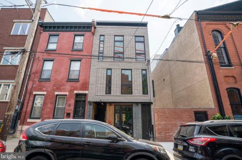 1638 Fitzwater St, Philadelphia PA  19146-2040 exterior