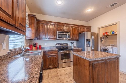 8508 Axis Deer Run, Fort Worth TX  76179-3650 exterior