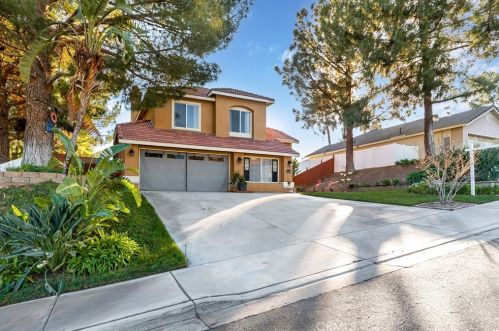 6642 Avenida Mariposa, Riverside, CA 92509-5645