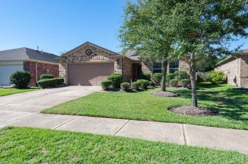 934 Honeysuckle Vine Dr, Richmond, TX 77469-4857