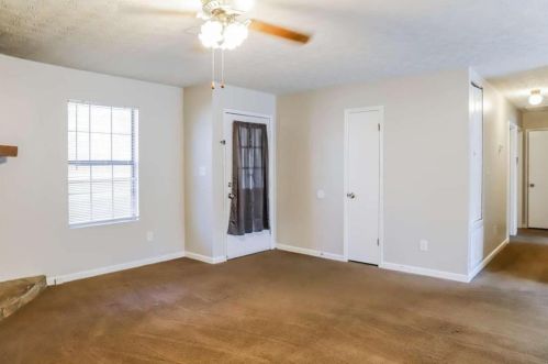 6742 Ivy Log Dr, Austell GA  30168-5806 exterior