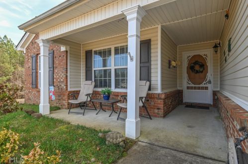 142 Pinewood Cir, Colbert, GA 30628-1730