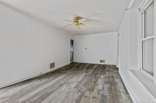 28 Birden St, Torrington CT  06790-4713 exterior