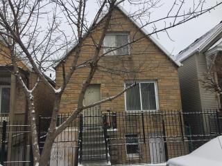 2636 24th Pl, Chicago, IL 60608-4612