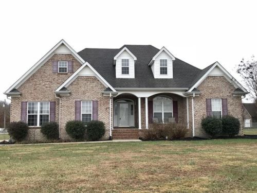 22 Deberry Ct, Manchester, TN 37355-7825