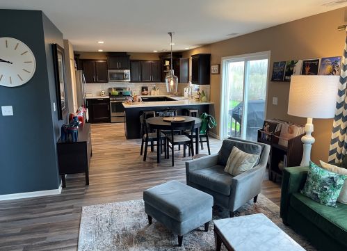 801 Catamaran Cir, Pingree Grove, IL 60140-2094