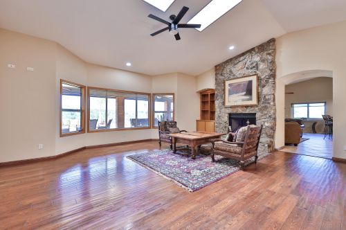 2583 Duraznitos Pl, Ramona, CA 92065-3646