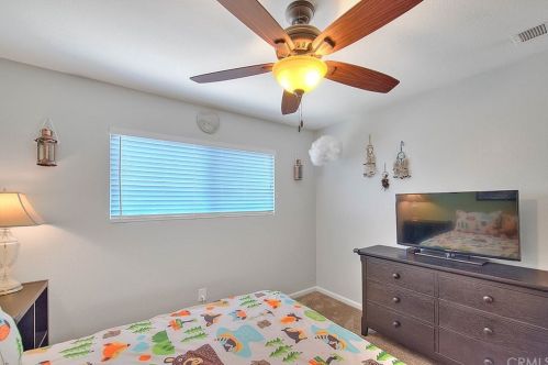 4046 Columbia Ave, Riverside CA  92501-1526 exterior