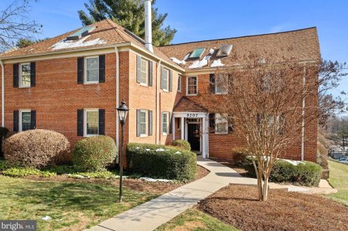 8207 Grubb Rd, Silver Spring, MD 20910-2538