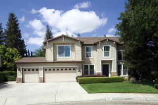 2141 Peppertree Ct, Visalia, CA 93291-8880