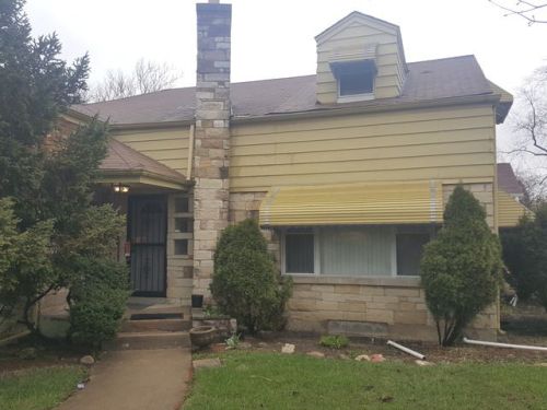 1143 Nichols Ln, Broadview, IL 60153-1079
