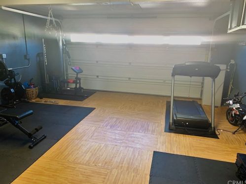 906 Dylan Way, Anaheim CA  92808-1515 exterior