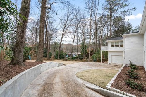 2787 Margaret Mitchell, Atlanta GA  30327-1852 exterior