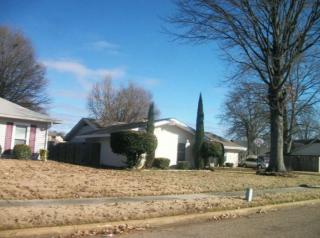 6642 Valley Park Dr, Memphis, TN 38115-4231
