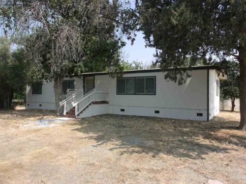 6222 Santa Cruz Rd, Corning, CA 96021-9364