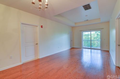 843 Liberty Ct, Piscataway NJ  08854-7209 exterior