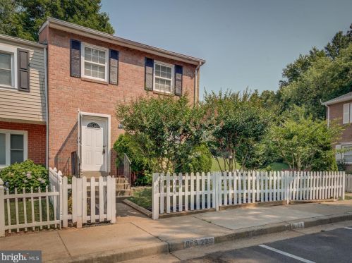 4106 Ferrara Ter, Woodbridge, VA 22193-2823