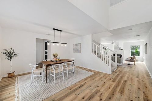 8029 Evadean Cir, Austin TX  78745-8004 exterior