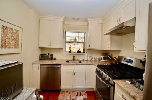 20 Green Heron Dr, Hackettstown NJ  07840-3300 exterior