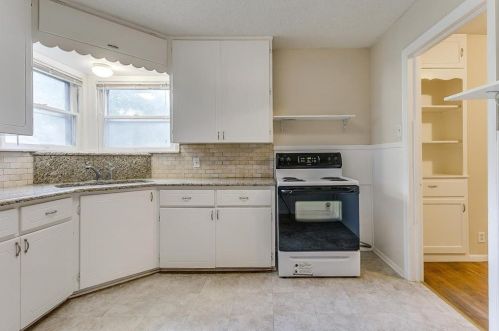 5912 Locke Ave, Fort Worth TX  76107-5514 exterior