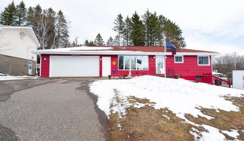 212 Blackman Ave, Duluth, MN 55811-5231