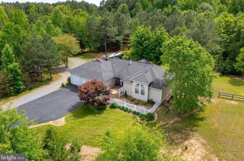 72 Hemlock Loop, Mineral, VA 23117-4699