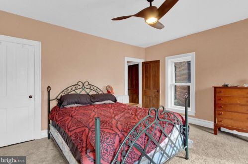 205 High St, Hanover PA  17331-2911 exterior