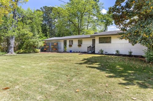 1903 Mcjenkin Dr, Atlanta GA  30345-3005 exterior