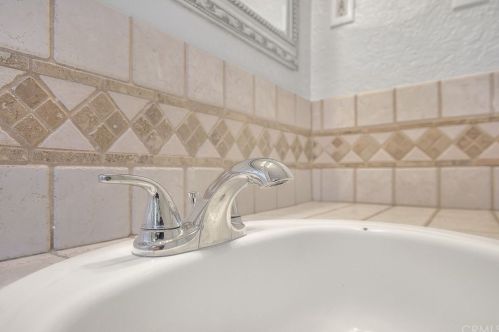 3160 Lime St, Riverside CA 92501-2930 exterior