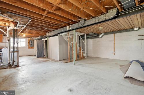 2305 Douglas Ct, Silver Spring MD 20902-4757 exterior