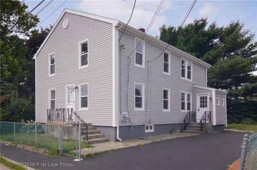 27 Middle St, Warren, RI 02885-2003