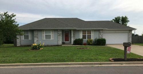 111 Loyal Ln, Clever, MO 65631-9140