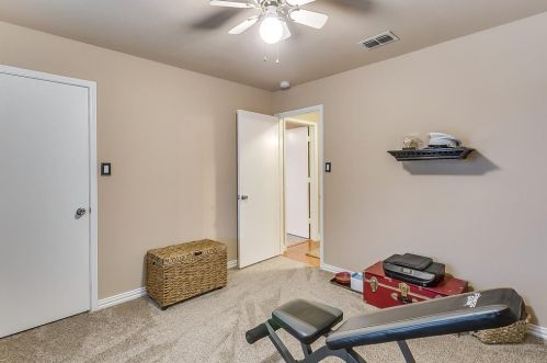 8100 Broken Arrow Rd, Fort Worth TX  76137-1291 exterior