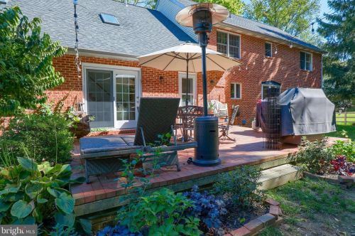 131 Bentley Ln, Lancaster PA  17603-6203 exterior