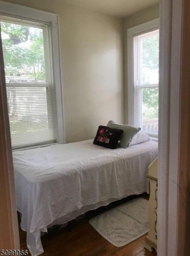 1 Woodlawn Ter, Dover NJ  07869-4172 exterior