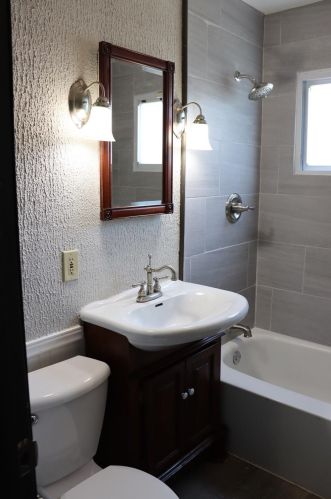 141 Guyer St, Hobart IN  46342-2945 exterior